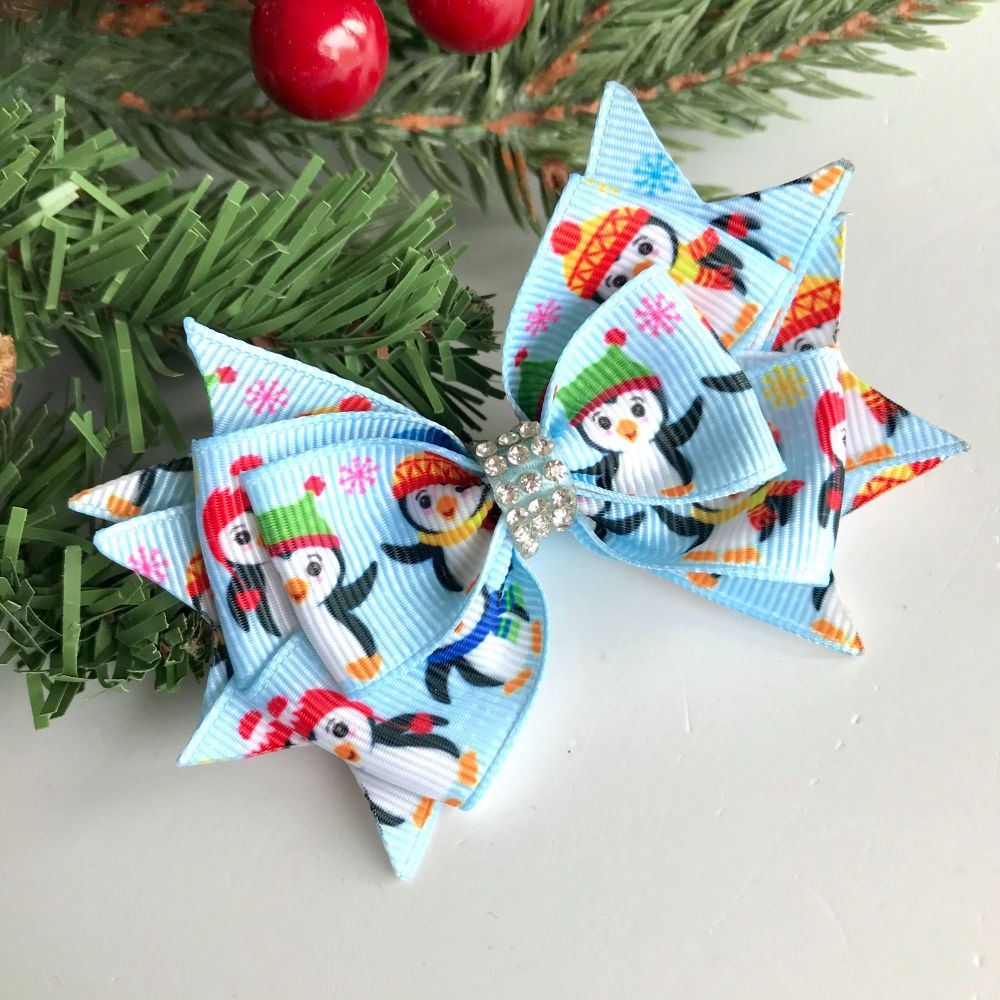 3.5 inch Stacked Bow - Blue penguins - Prong clip