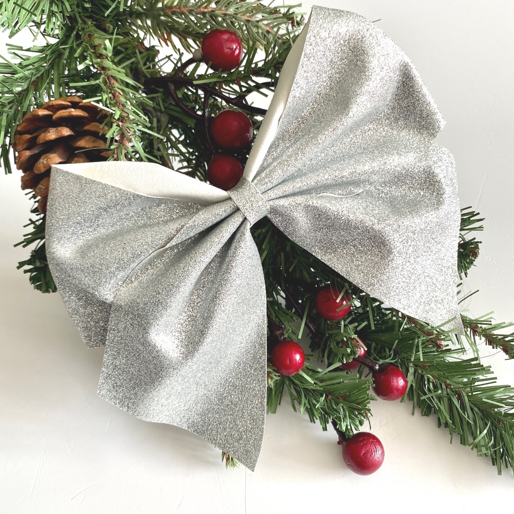 Christmas tree bow - Silver - Large 7 inch Bow Topper