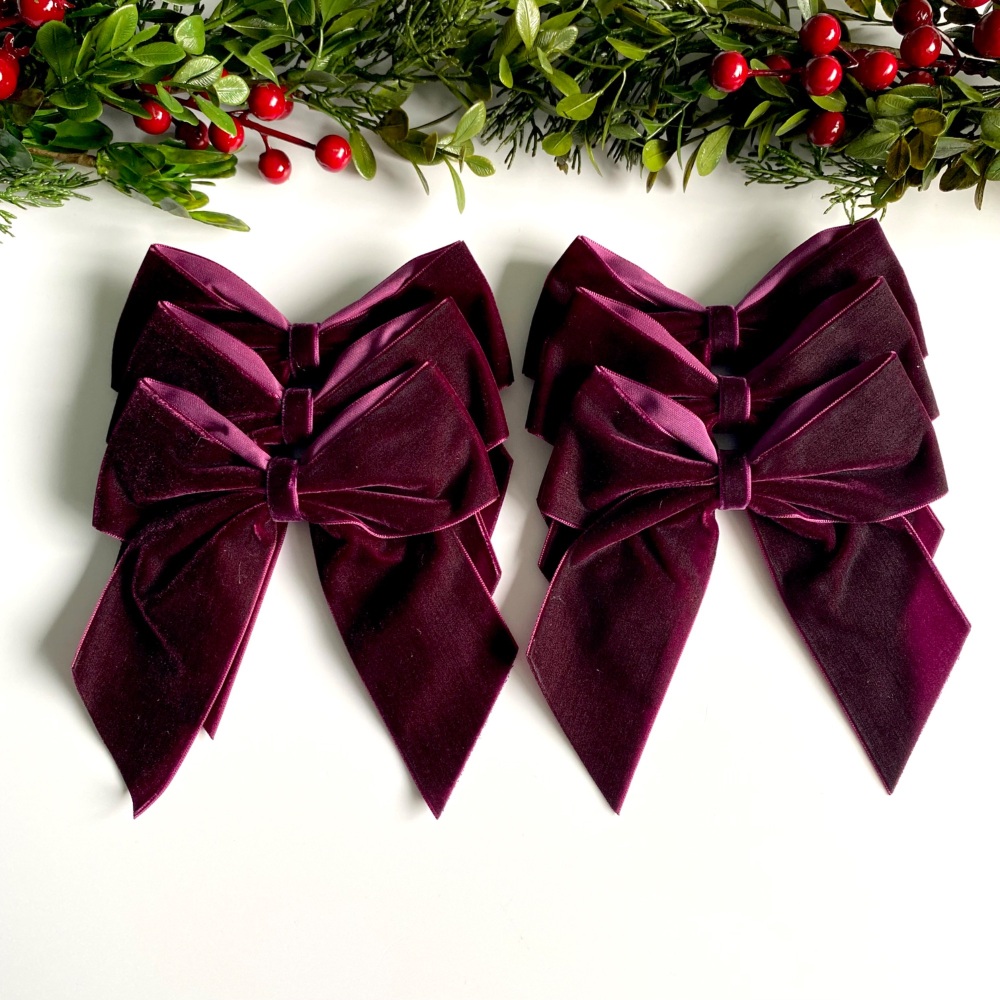 5.5 inch Berry velvet Christmas tree bows