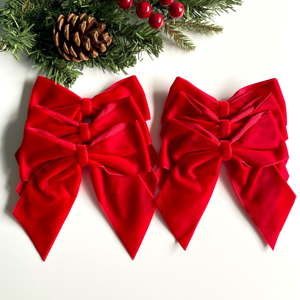 5.5 inch Red velvet Christmas tree bows