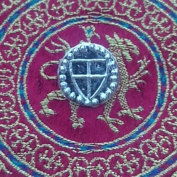 George Cross Button
