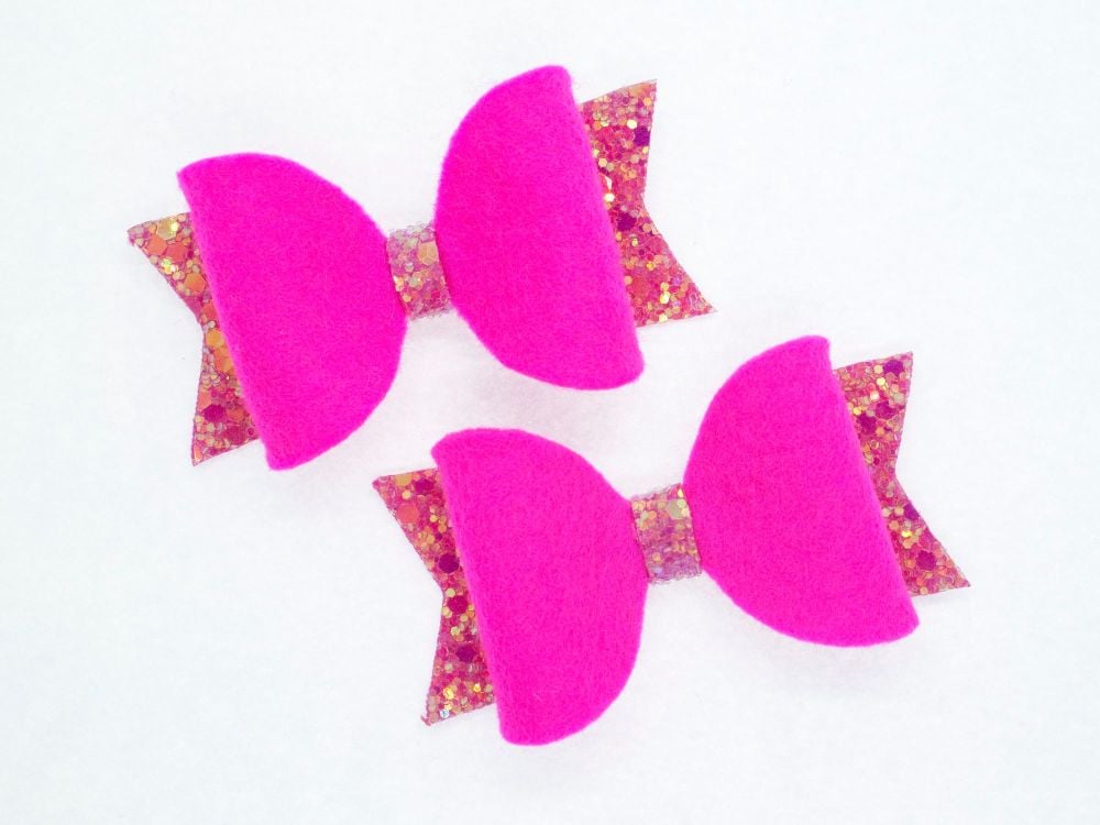 Fabulous Felt Collection Hot Pink 100% Wool Felt small bows