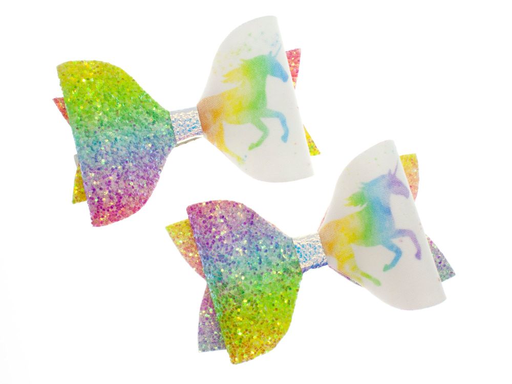 Perfect Girly Gift – Rainbow Unicorn Bow!