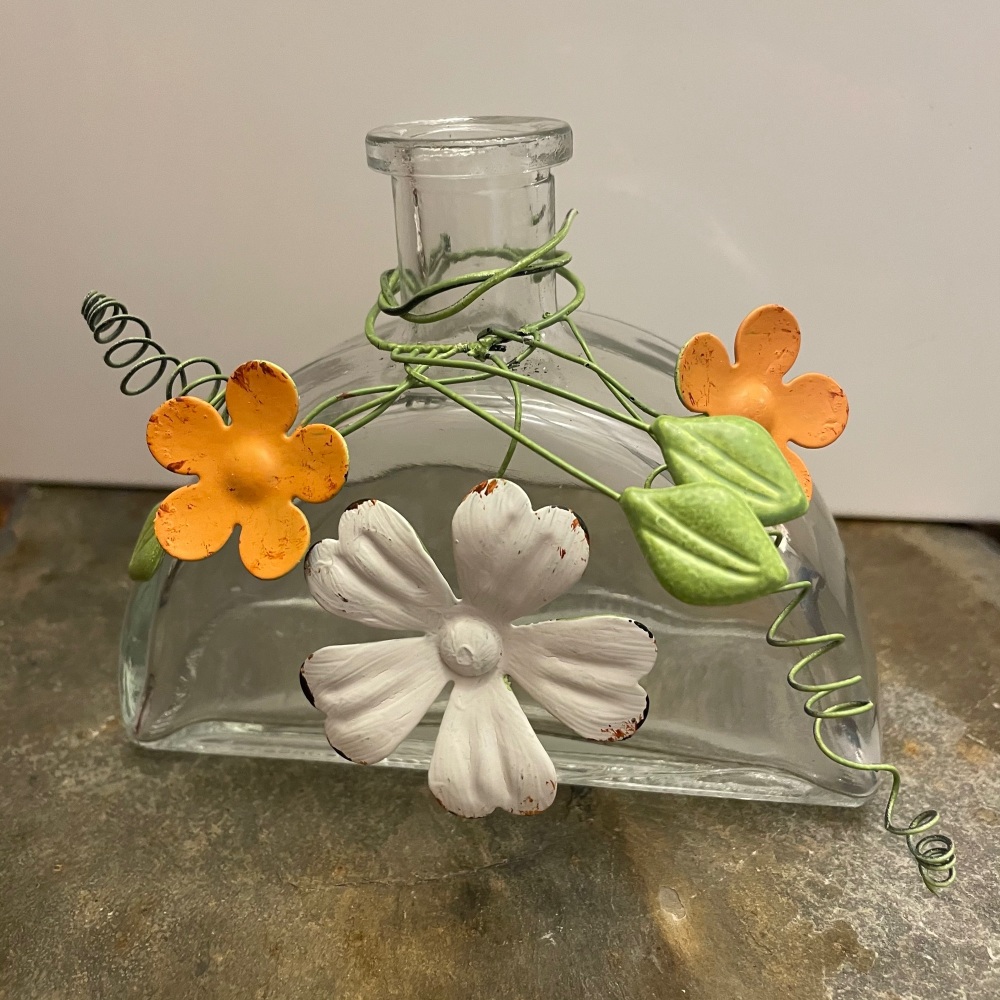 Heaven Sends Glass vase with flowers