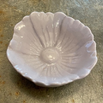 Lisa Angel Small Flower Dish - Lilac