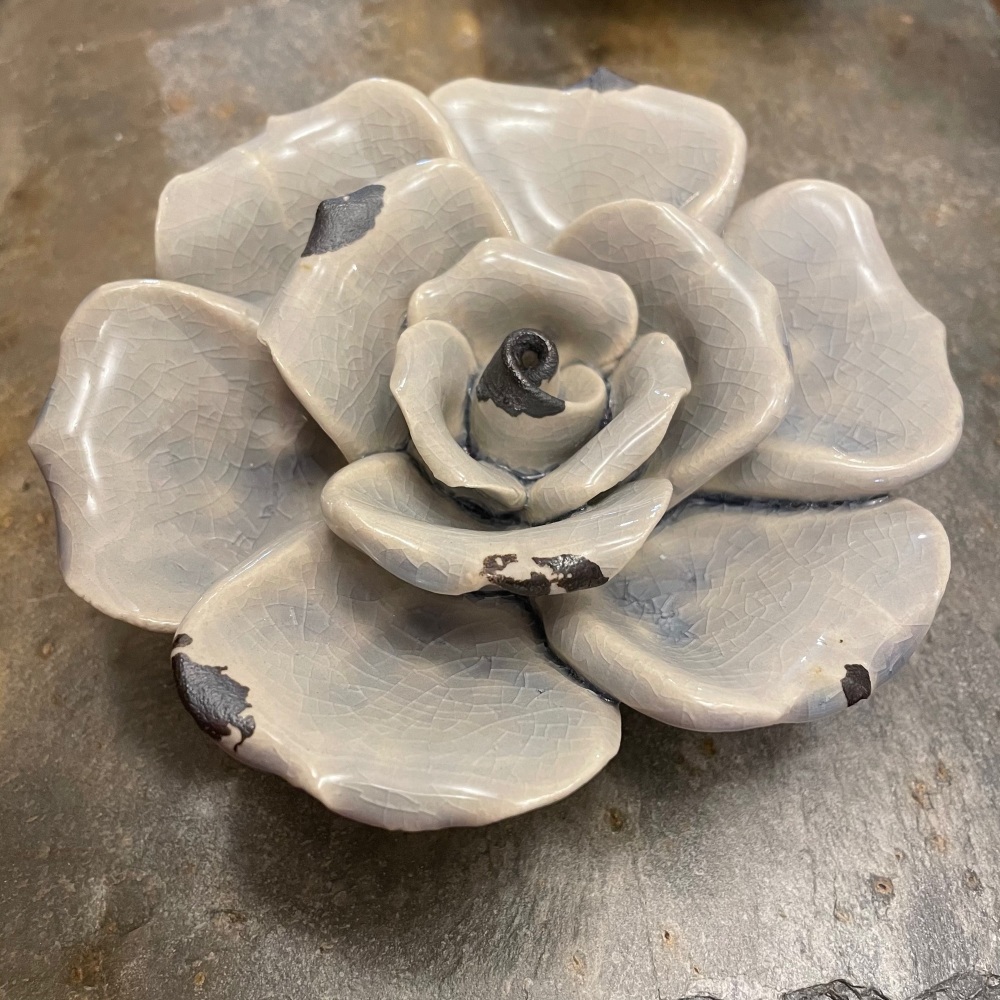 Satchville Ceramic Flower - Grey (Large)