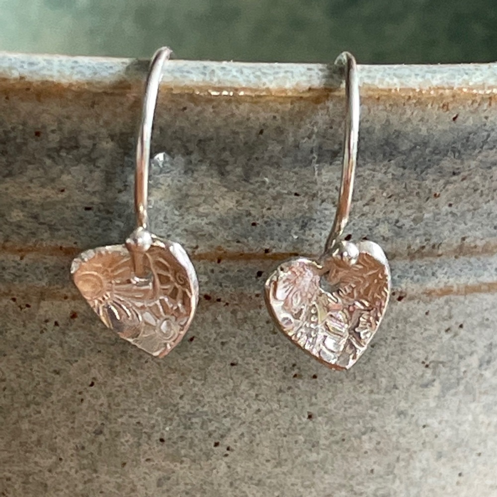 Lucy Kemp Earrings - Textured Hearts