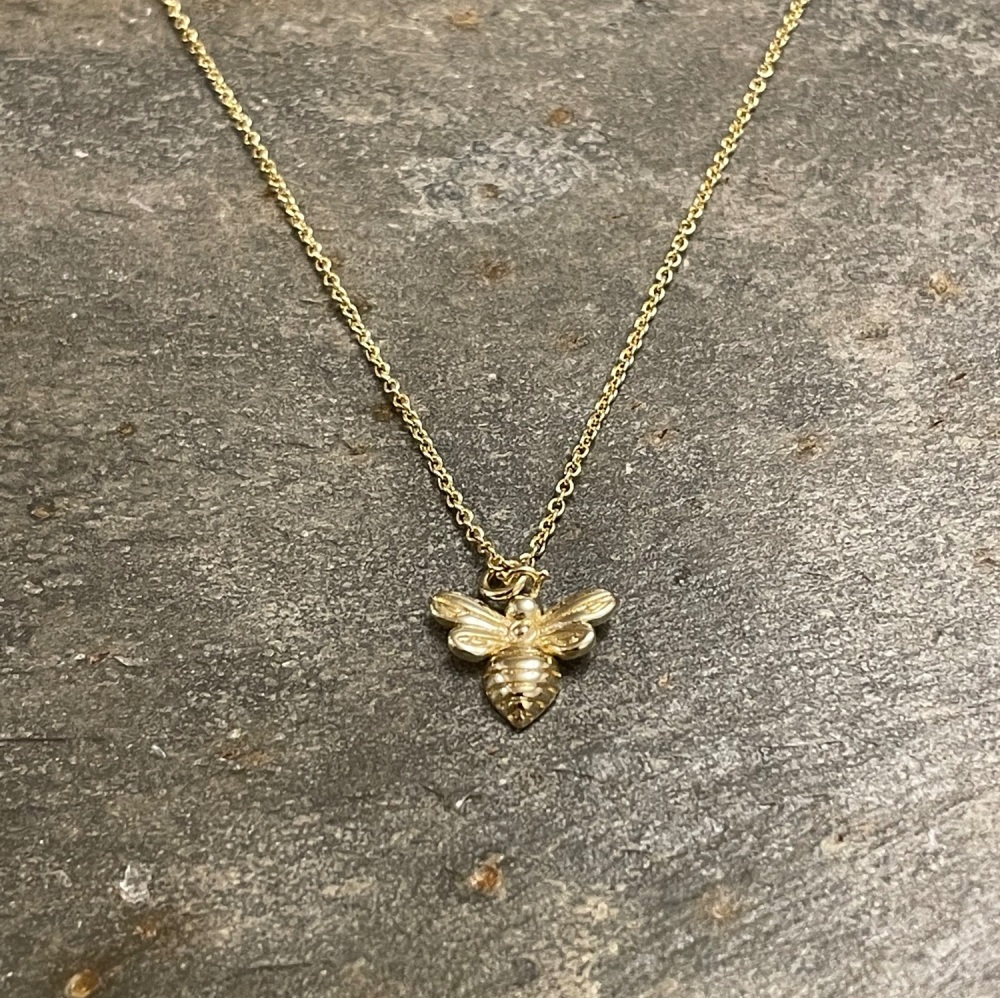 White Leaf Cat Necklace - Gold