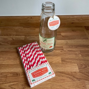 Rex - Glass School Milk Bottle (Large) AND set of 25 Red and White Stripey Drinking Straws
