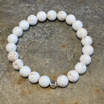 Pranella Smooth White Bead Bracelet with silvered detail