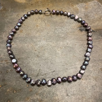 Pearl Choker-style Necklace - Dark Mix