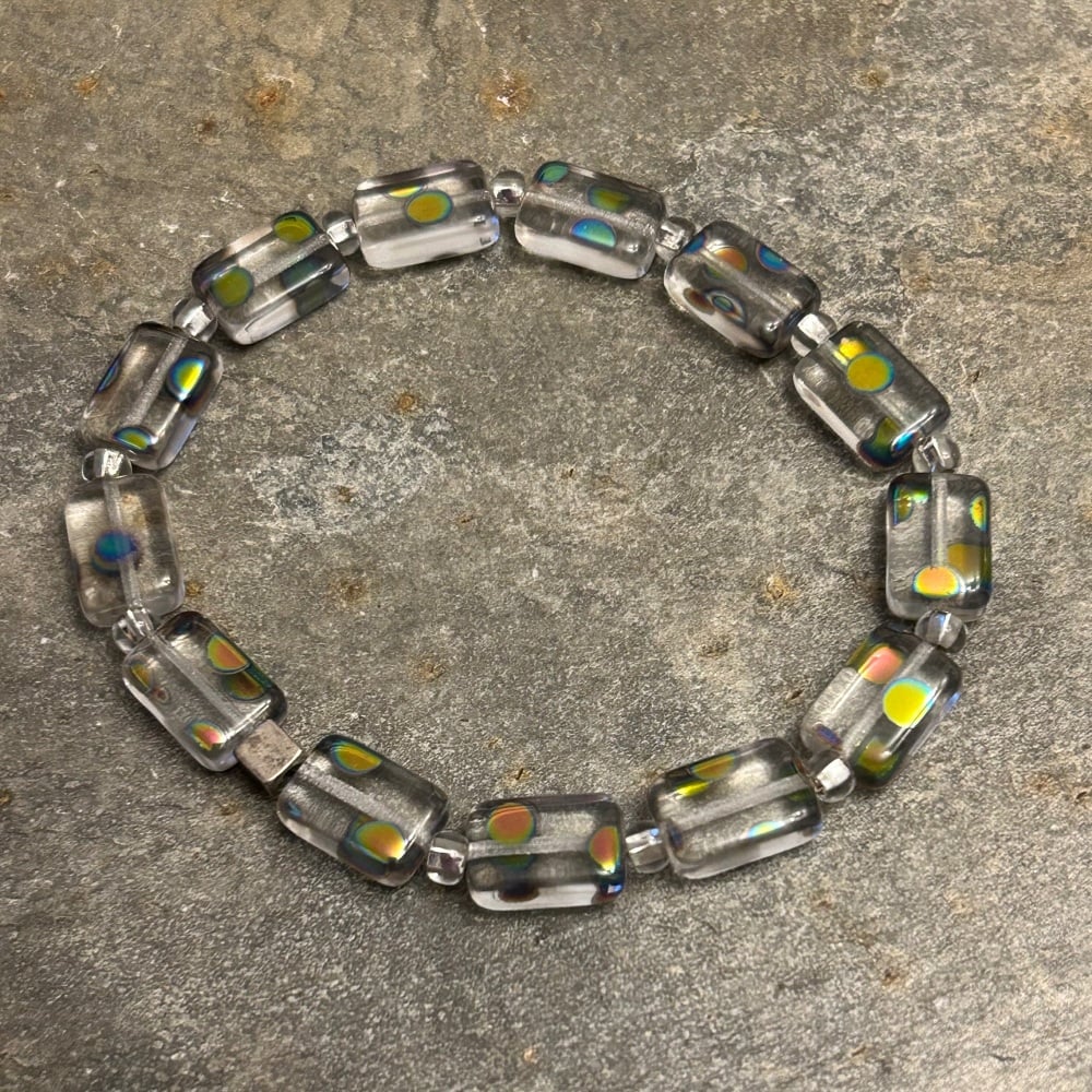 Carrie Elspeth - Dotty rectangles bracelet (clear)
