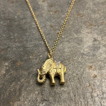 Hot Tomato - Elephant necklace (Gold)