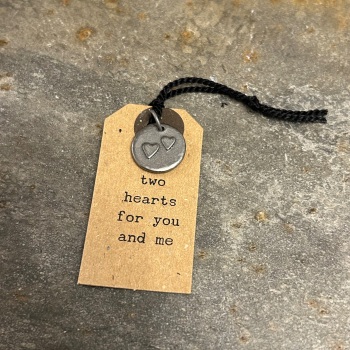 Kutuu pewter charm - Two Hearts for You and Me