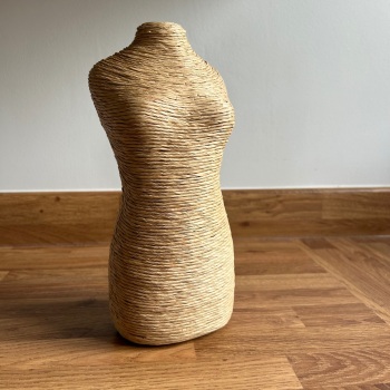 Twine Wrapped Jewellery Display Bust
