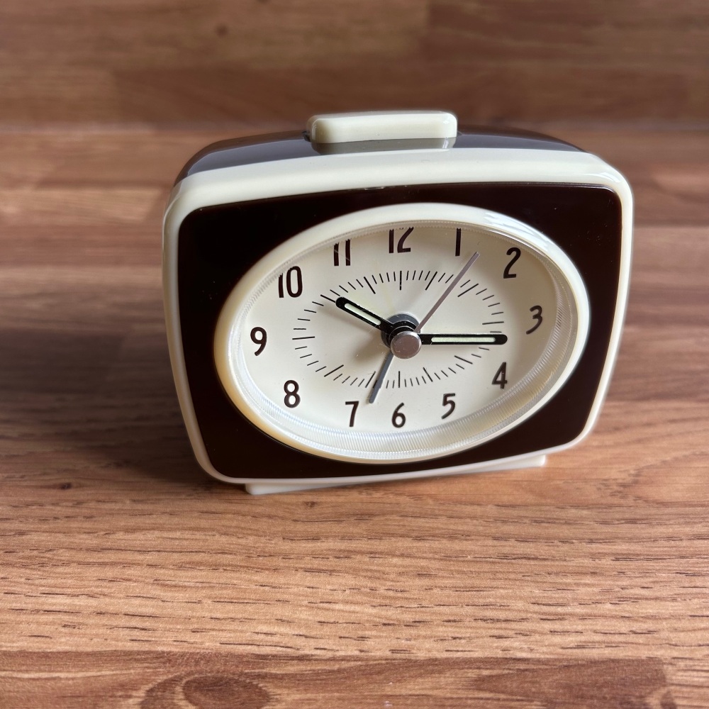 SALE!  Was £10.99, now £9.99 Rex - Retro Alarm Clock (Cream/Brown)