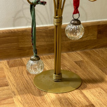 Nkuku Baubles - Round, Ridged, Crackle (Clear)