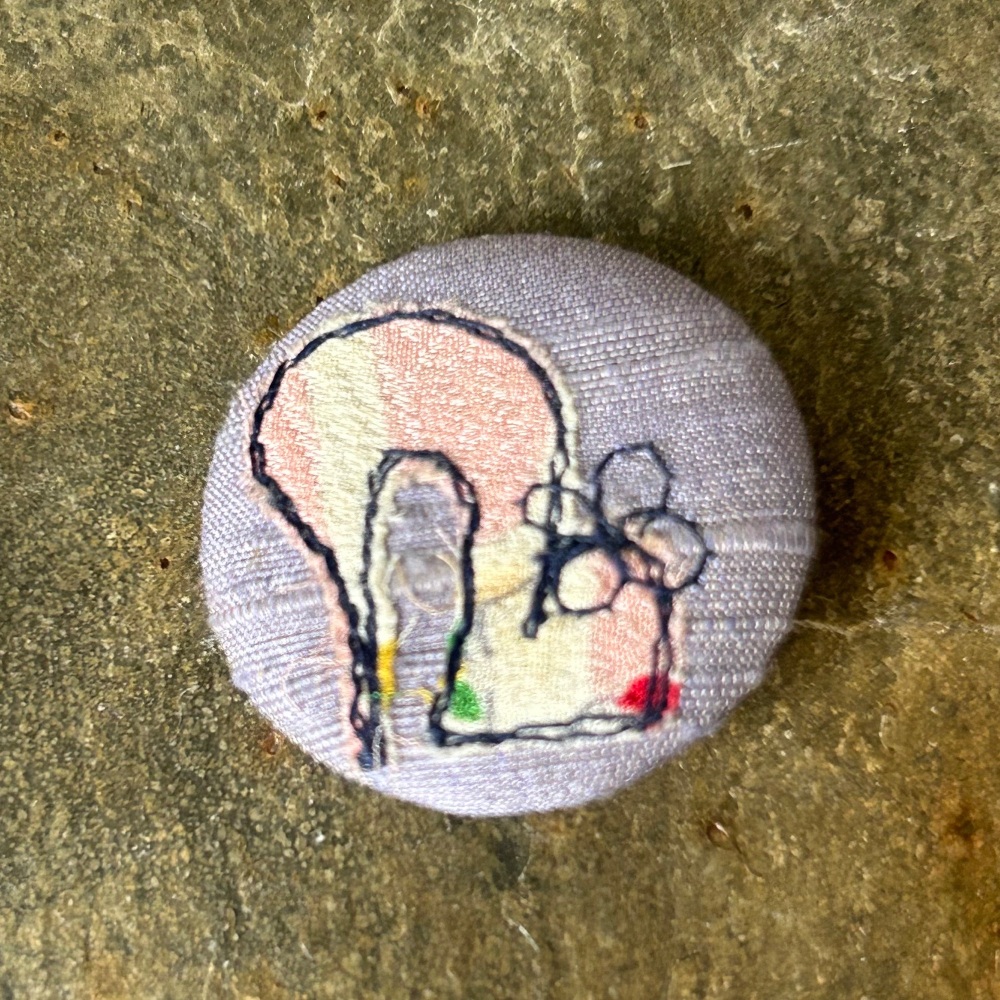 SUmptuosity Brooch - Fancy Shoe! (Lilac/pink stripe)