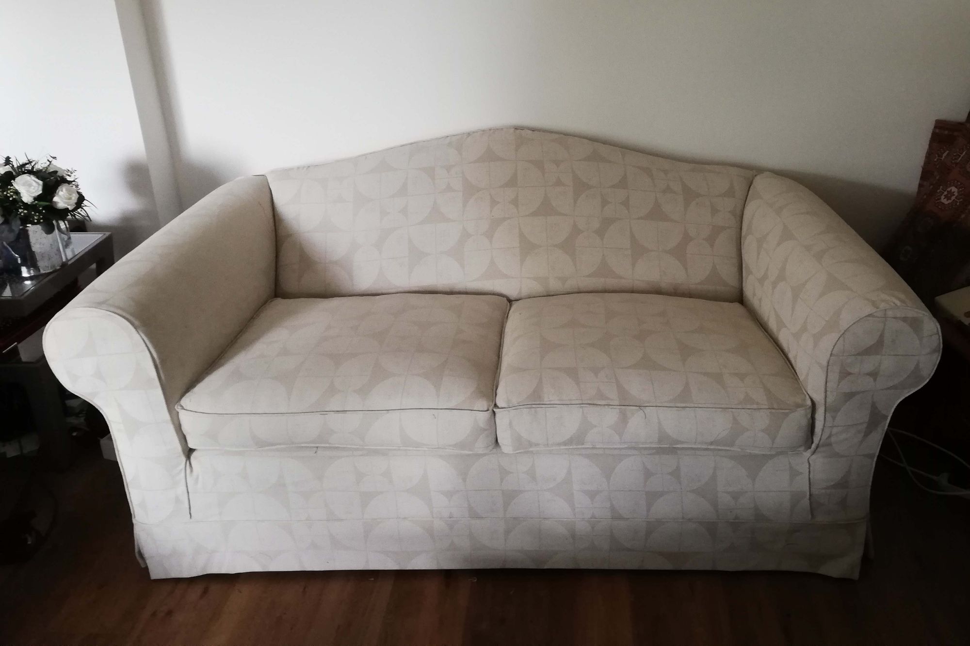Geometric sofa cover