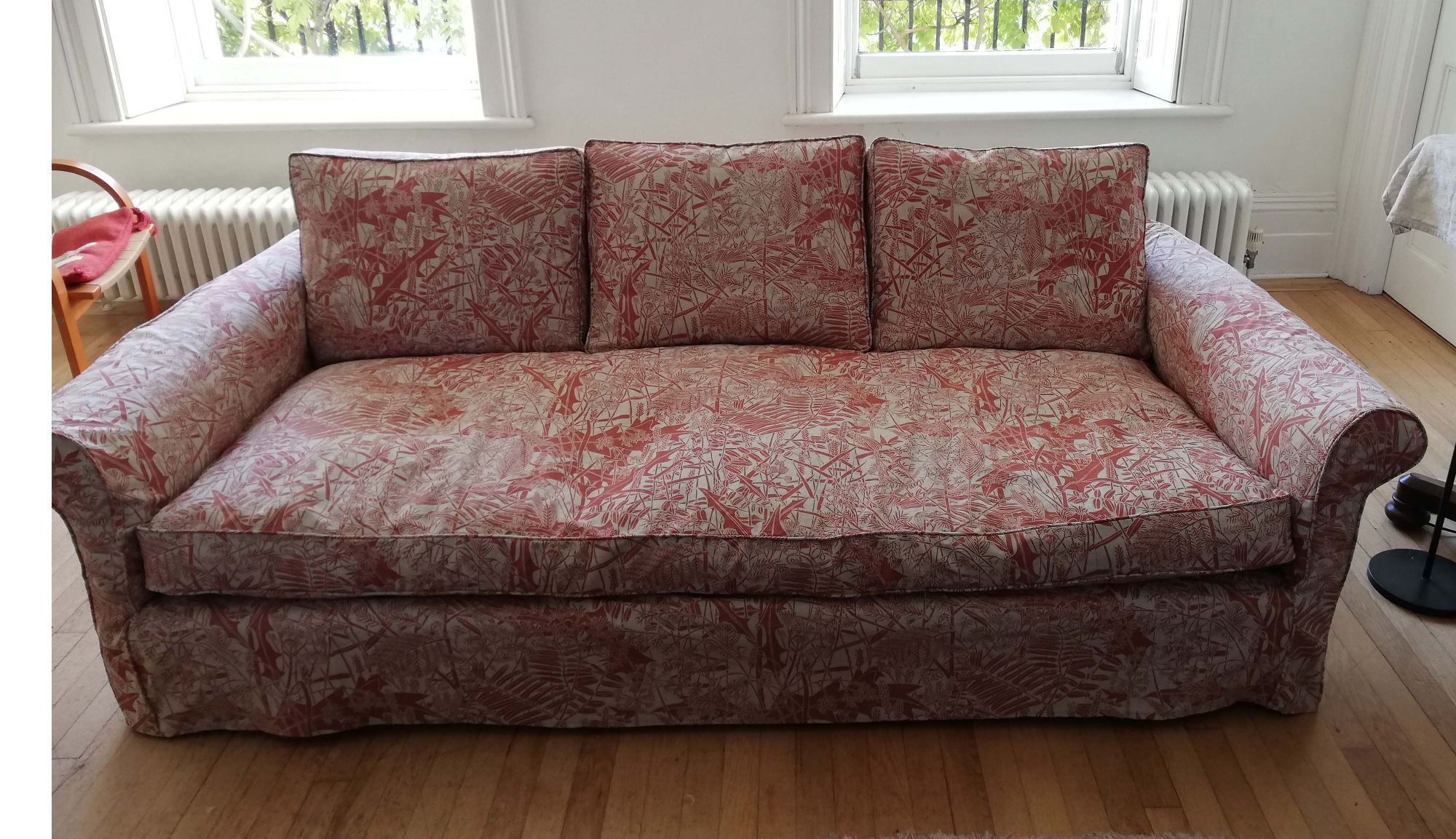Patterned tailored sofa cover