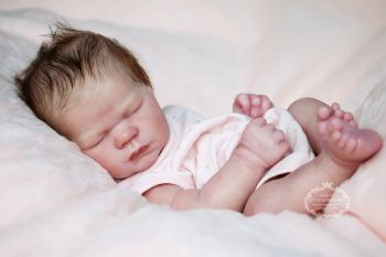 Realborn® Lavender sleeping - 19" Kit - Full limbs. (Little sister to Landon)