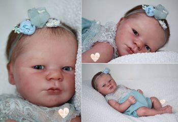 Realborn® Lavender awake - 19" Kit - Full limbs. (Little sister to Landon)