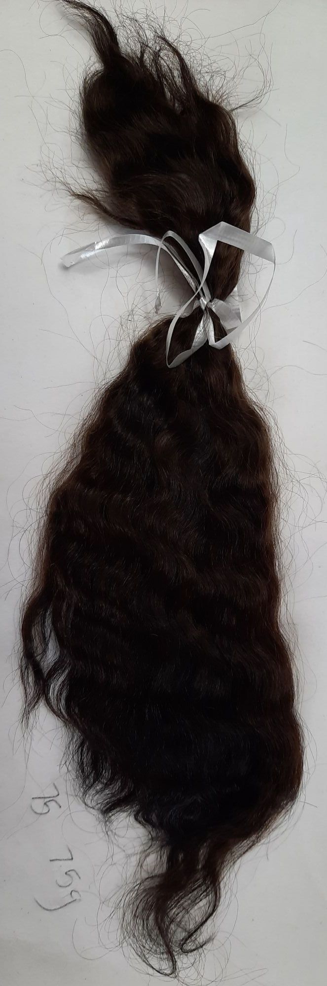 75 - Intense brown yearling mohair - 7.5g