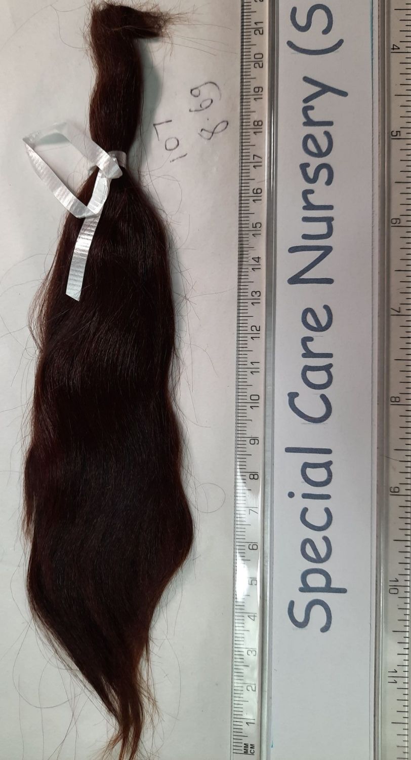 a) 107 - Natural brown Alpaca - 8.6g