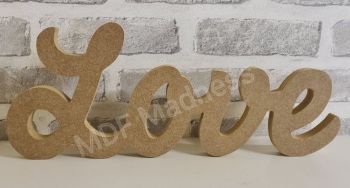 Love in Susa Font