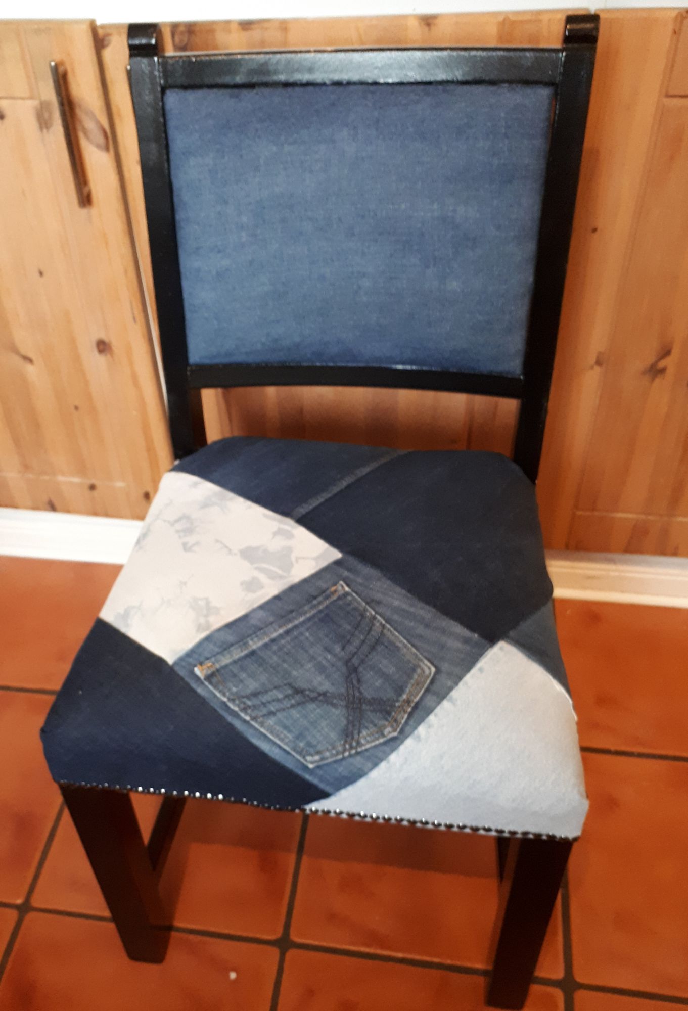 jeans chair1