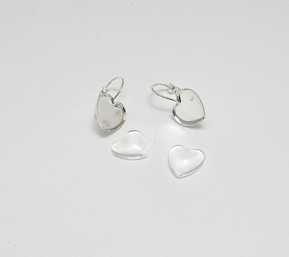 Heart Earring Settings 12 mm silver plated lever back with matching glass