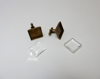 Square bronze plated Cuff links with 16 mm glass