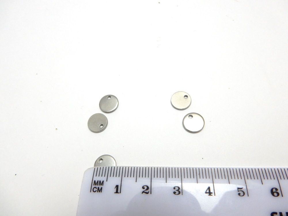 STAINLESS STEEL BLANK - ROUND VERY SMALL - SILVER TONE - 8mm (3/8") pack of 5 