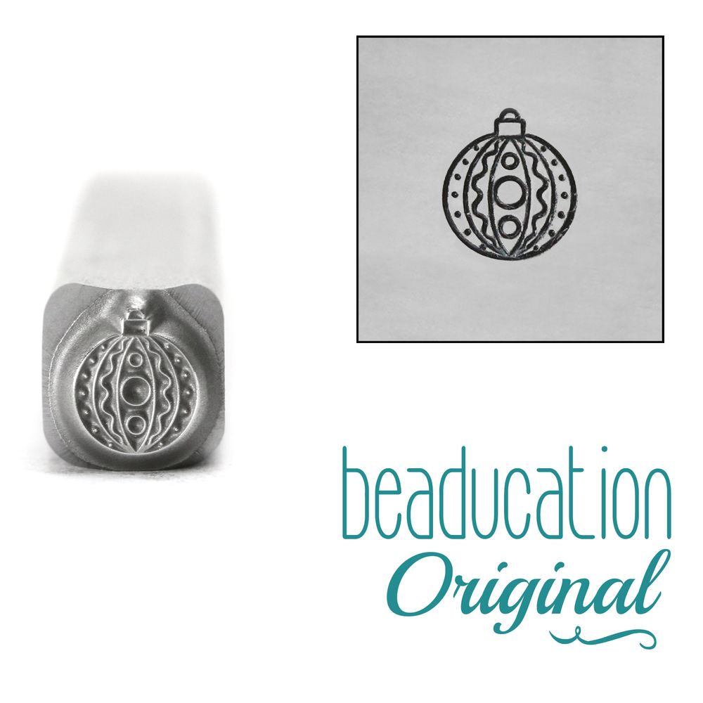 1002 Round Ornament with Detail Metal Design Stamp 5.2  mm - Beaducation Or