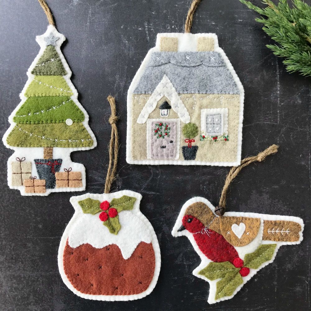 Cozy Cottage Christmas Felt Decorations Pattern