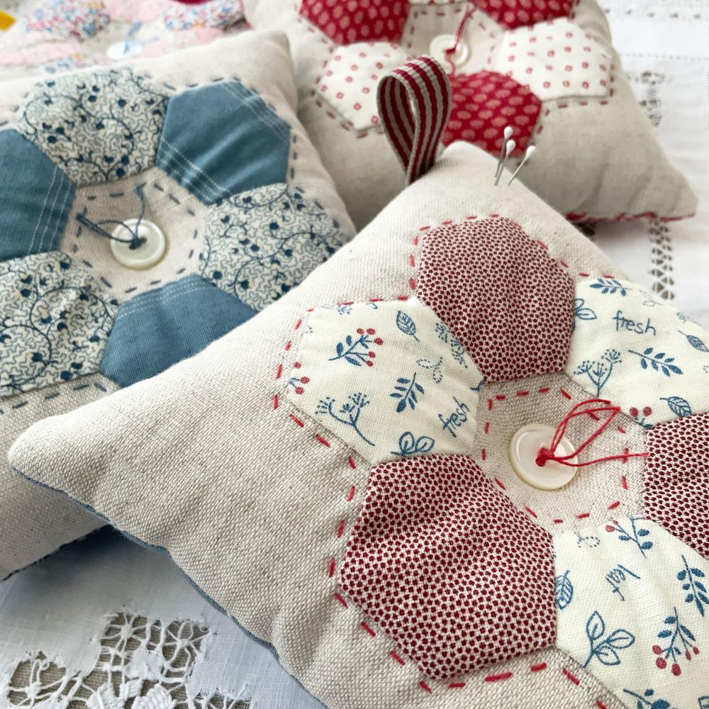 'Pretty Pin Cushion' Mini Kit ~ CHOOSE FROM FOUR DIFFERENT COLOURWAYS