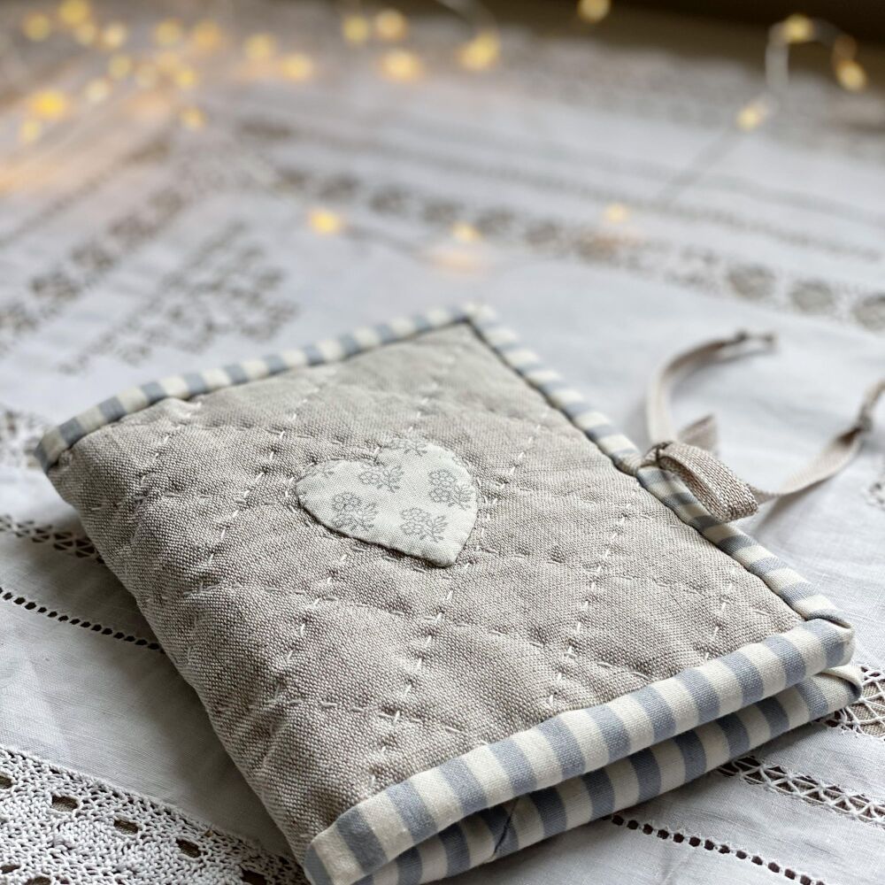 Hand Quilted Needle Case' Kit