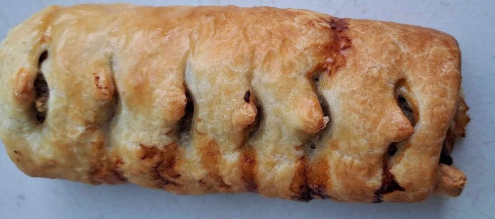 Sage and Onion sausage roll - Friand sauge et onion