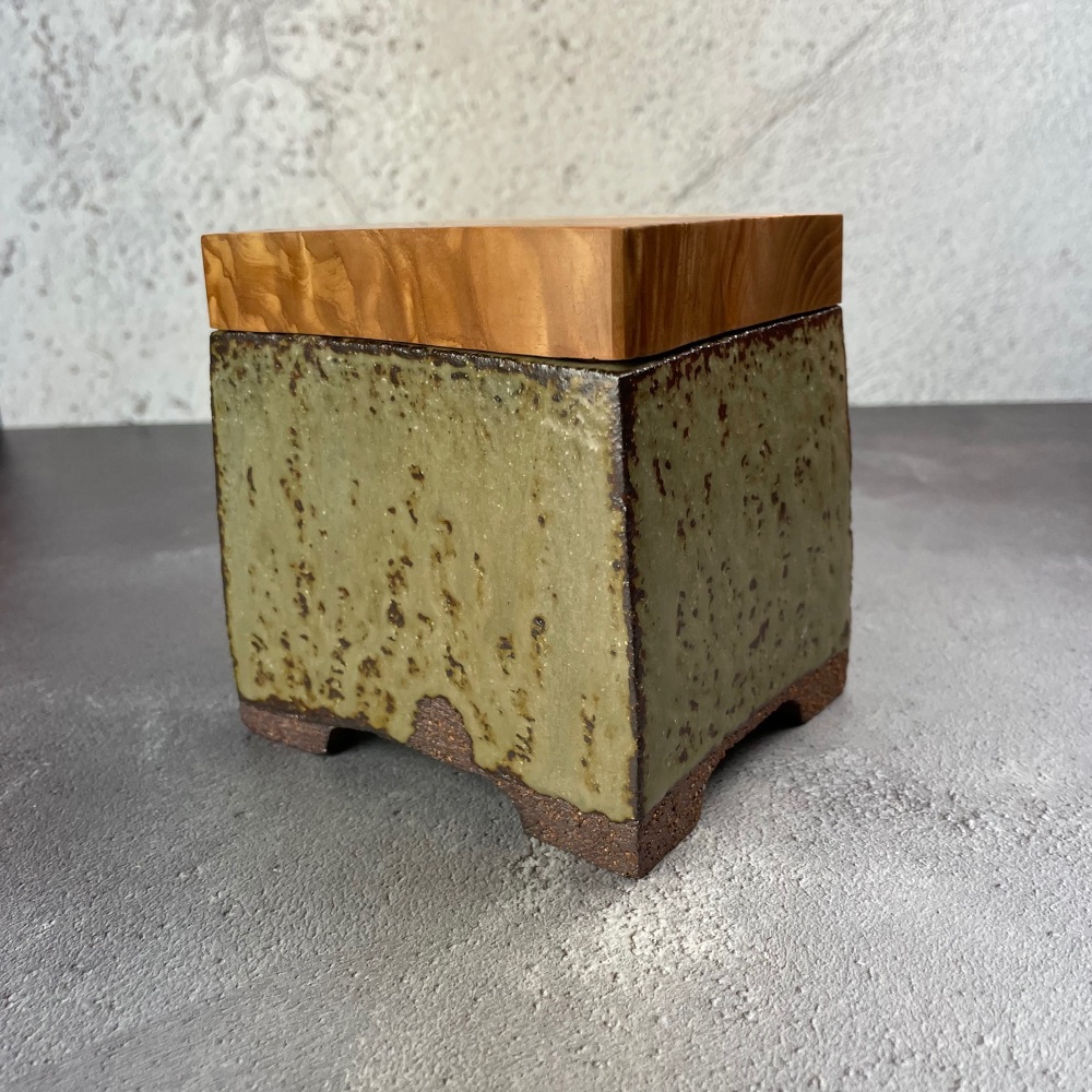 Box with Flamed Ash lid