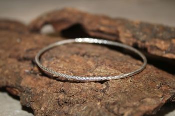Sterling silver bangle