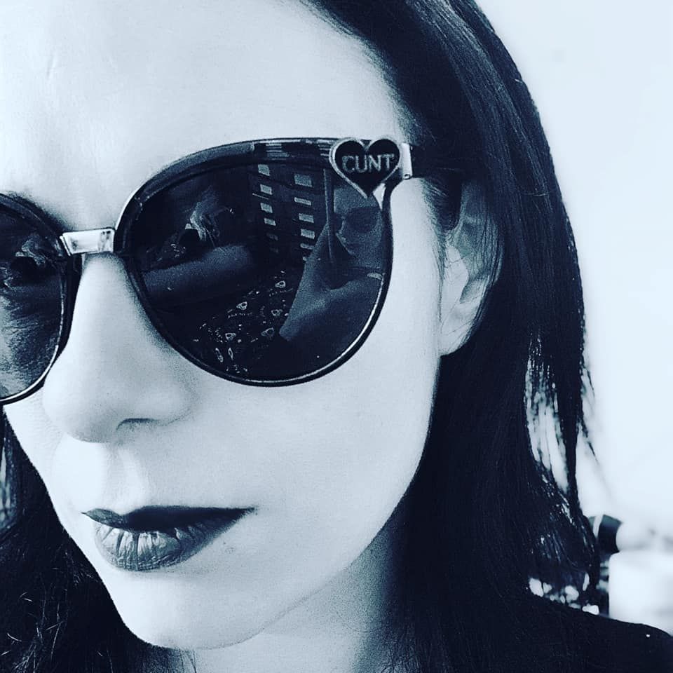 Cunt Heart Oval Sunglasses