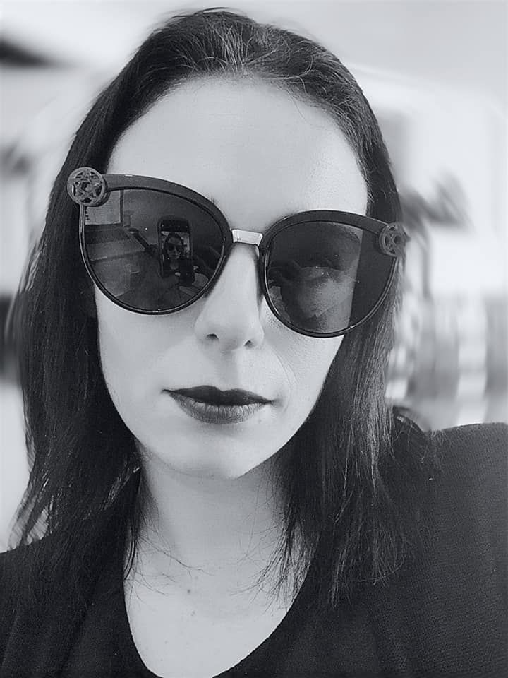 Pentacle Oval Sunglasses