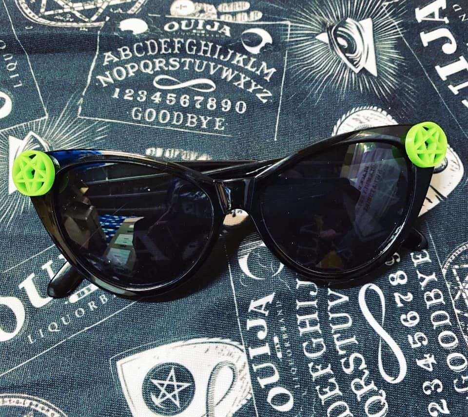 Pentacle Cat Eye Sunglasses