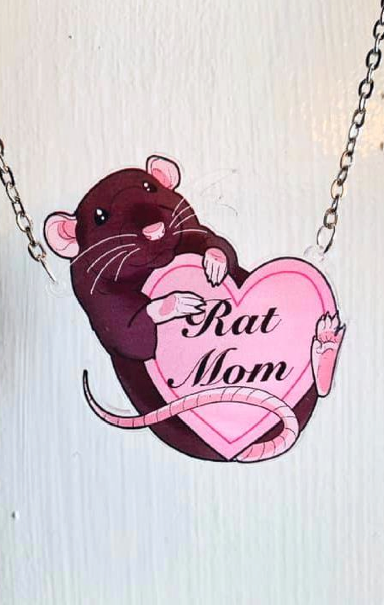 Rat Mom Heart Necklace RRP £6.99