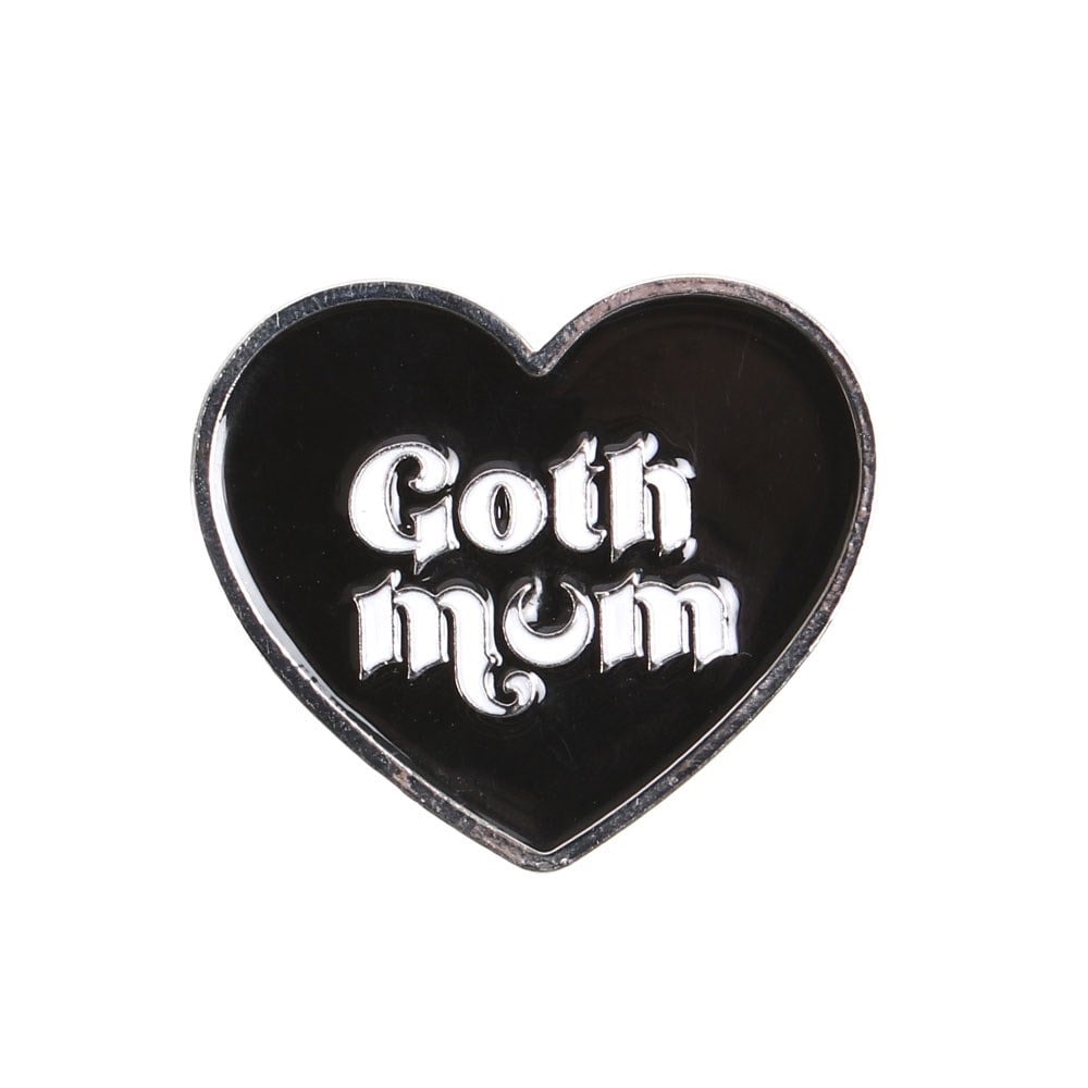 GOTH MUM PIN BADGE RRP £4.99