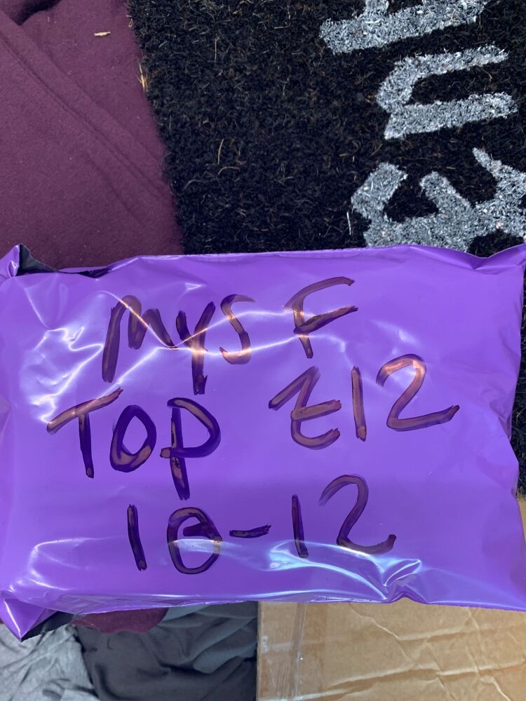 Mystery Pack F - top size 10-12