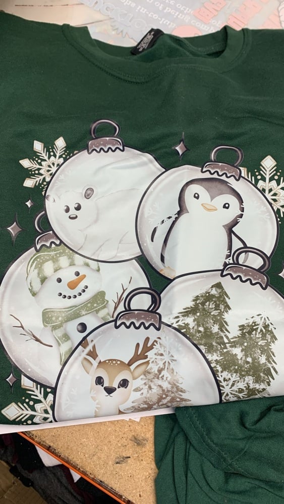 Christmas Baubles sweatshirt 4XL RRP £39.99