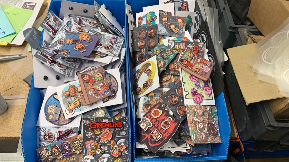 Random set of 4 acrylic pin badges RRP &pound;9.99