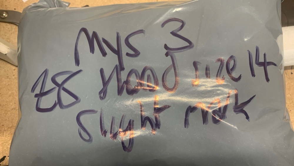 Mystery 3 - hood size 14 (slight mark)