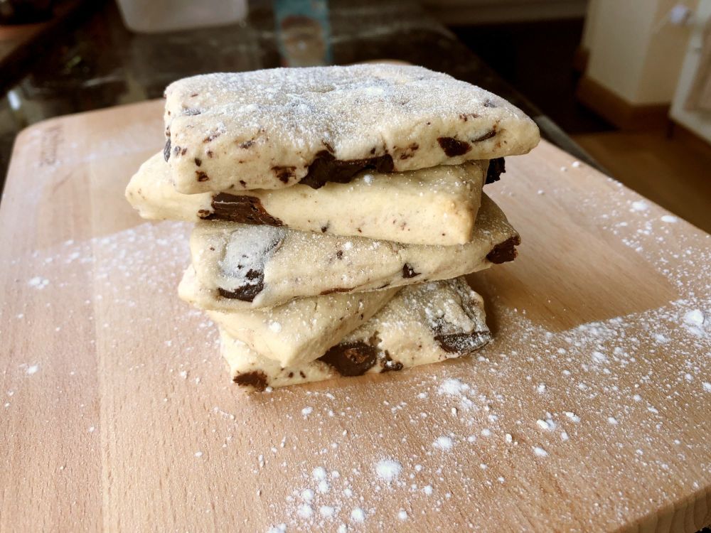 chocolate chunk shortbread